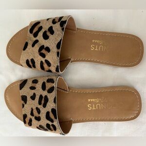 Coconuts Cheetah print flat sandals